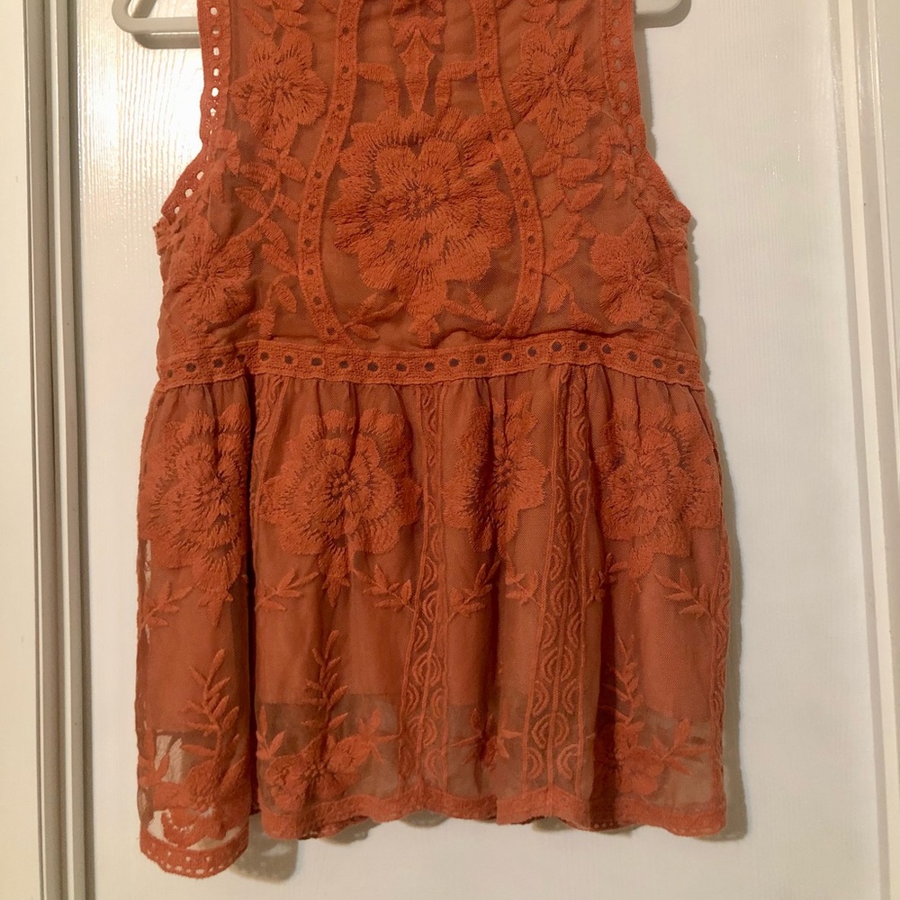 Sleeveless Blouse